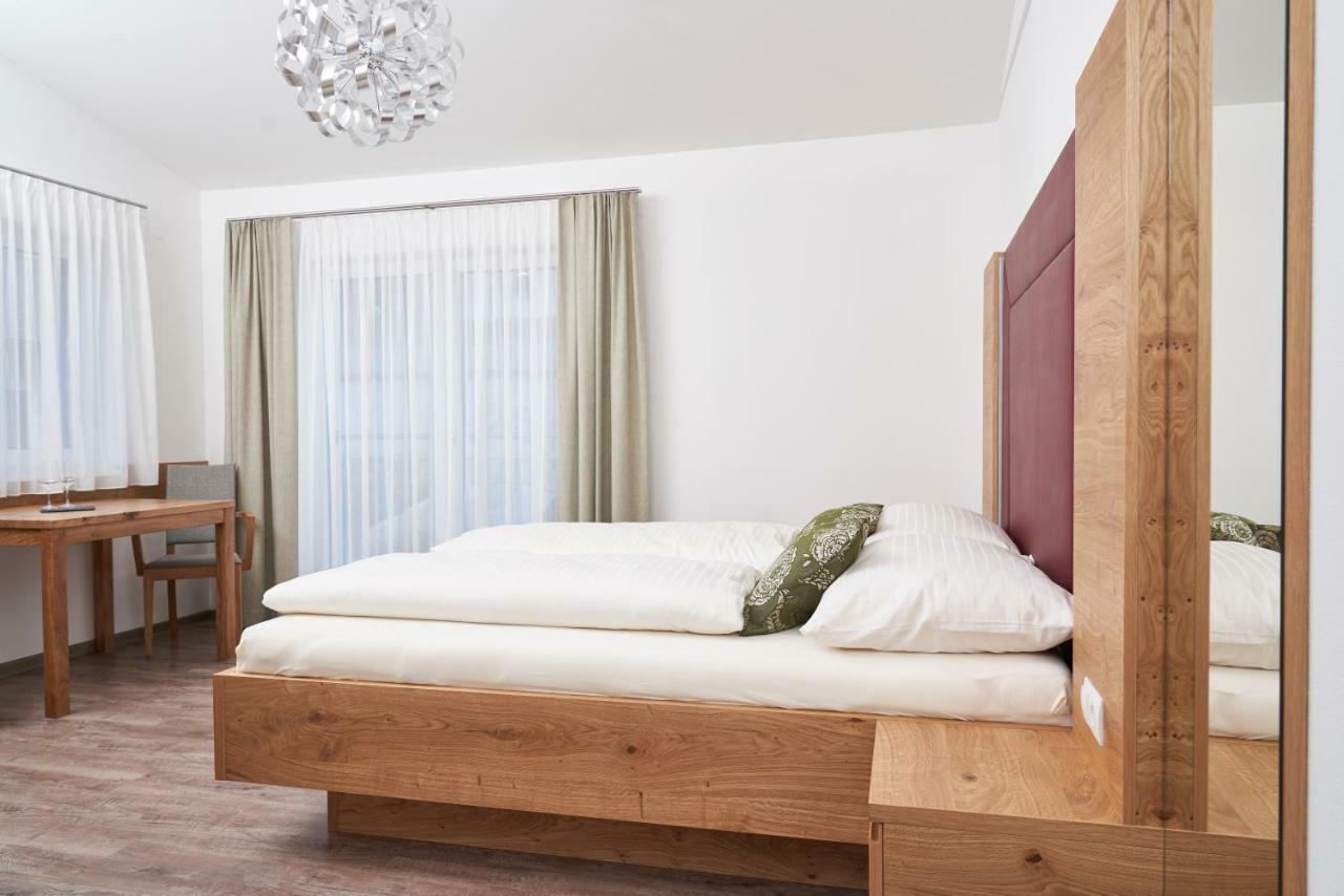 Weinhof - Gaestehaus Maier Angern Esterno foto